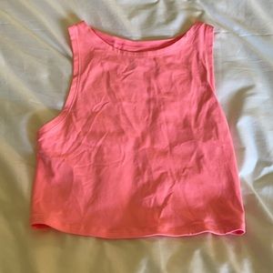 Vs sports crop top